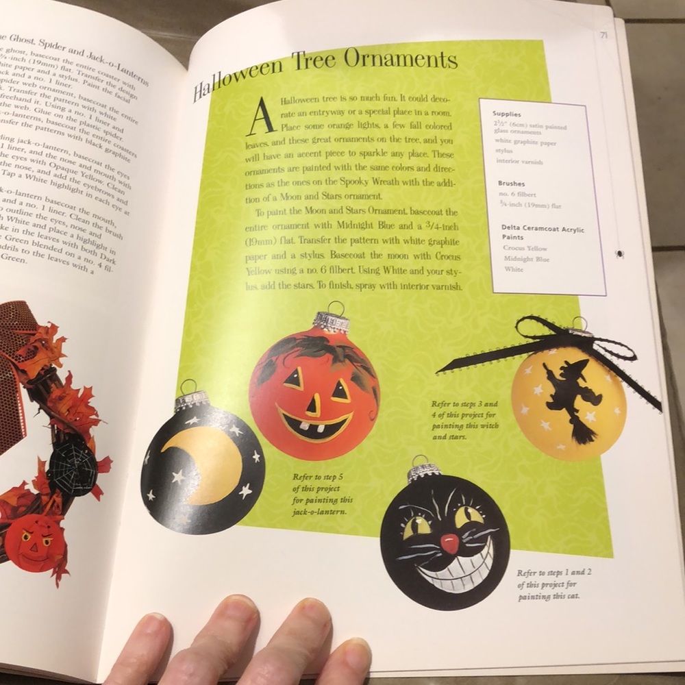 Halloween Fun Books: Decorating & Projects 🎃 - Picture 12 of 16